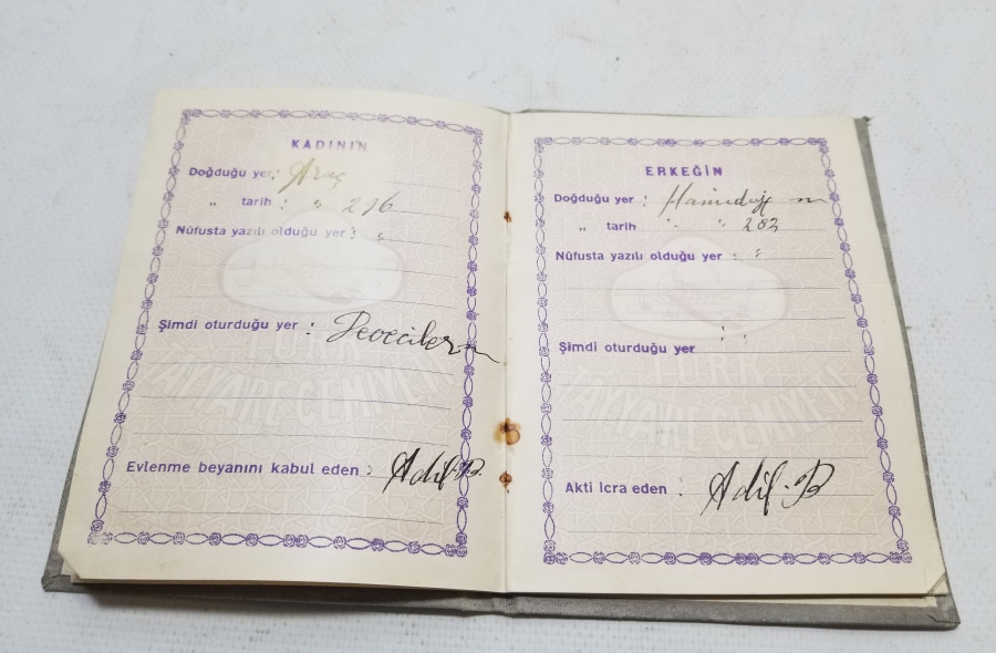 CUMHURİYET BAŞLARI ANTİKA EVLENME CÜZDANI