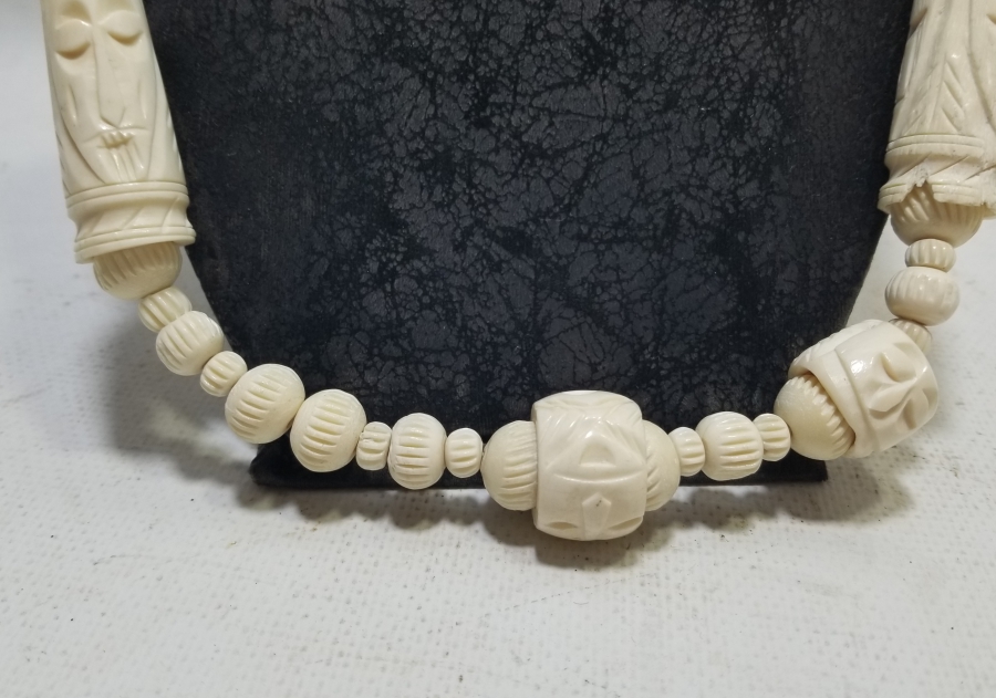 UZAKDOĞU YAPIMI ANTİKA KEMİK GERDANLIK