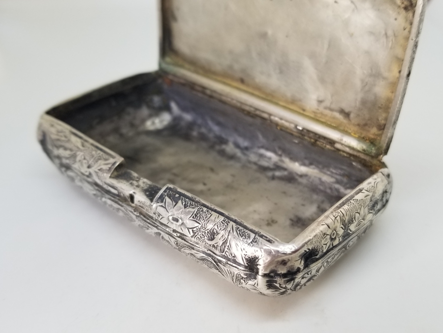 OSMANLI DÖNEMİ KALEM İŞÇİLİKLİ GÜMÜŞ SİGARA TABAKASI