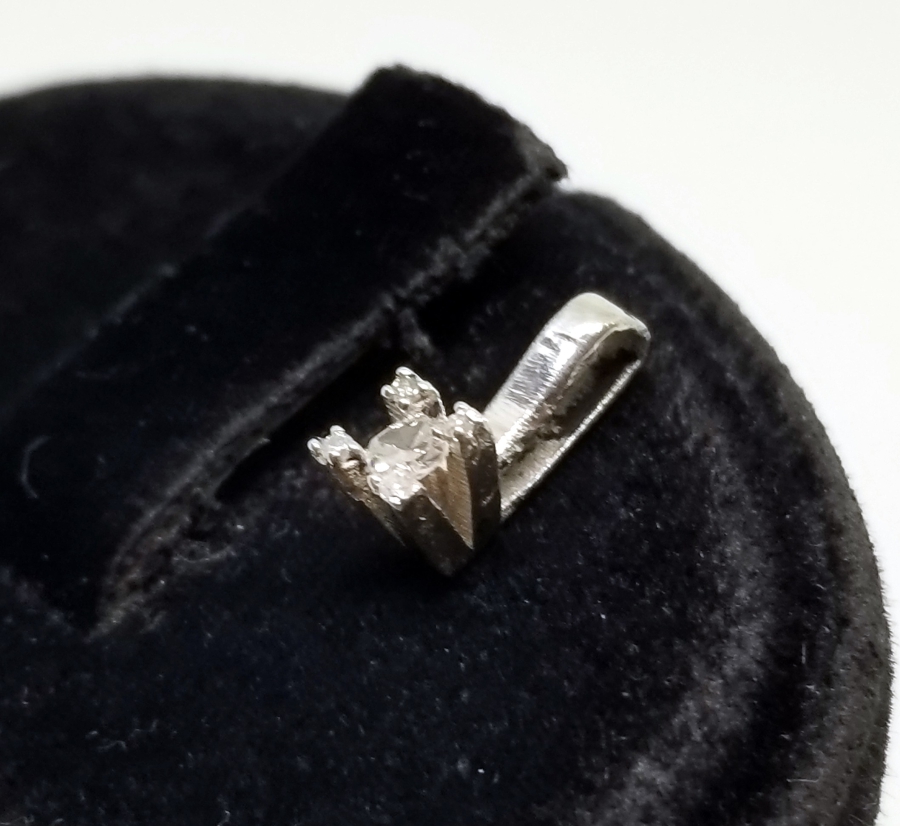 PIRLANTA TAŞLI KOLYE UCU