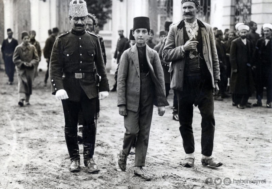 OSMANLI DÖNEMİ İGUANA SAPLI ÇOK NADİR POLİS MEÇİ