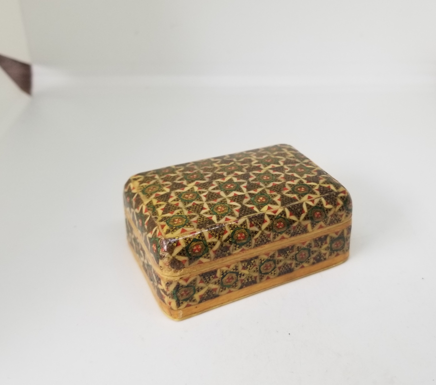 HATEM İŞİ ANTİKA KAPAKLI KUTU