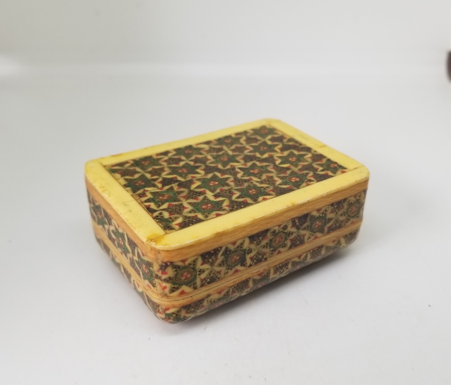 HATEM İŞİ ANTİKA KAPAKLI KUTU