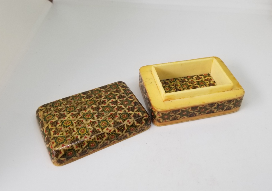 HATEM İŞİ ANTİKA KAPAKLI KUTU