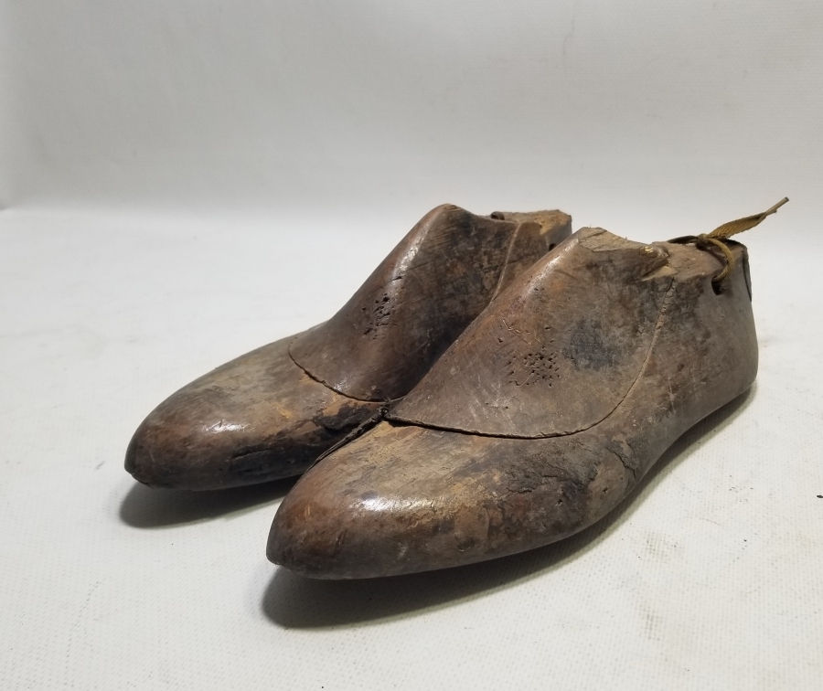 OSMANLI DÖNEMİ EL YAPIMI AHŞAP AYAKKABICI KALIBI