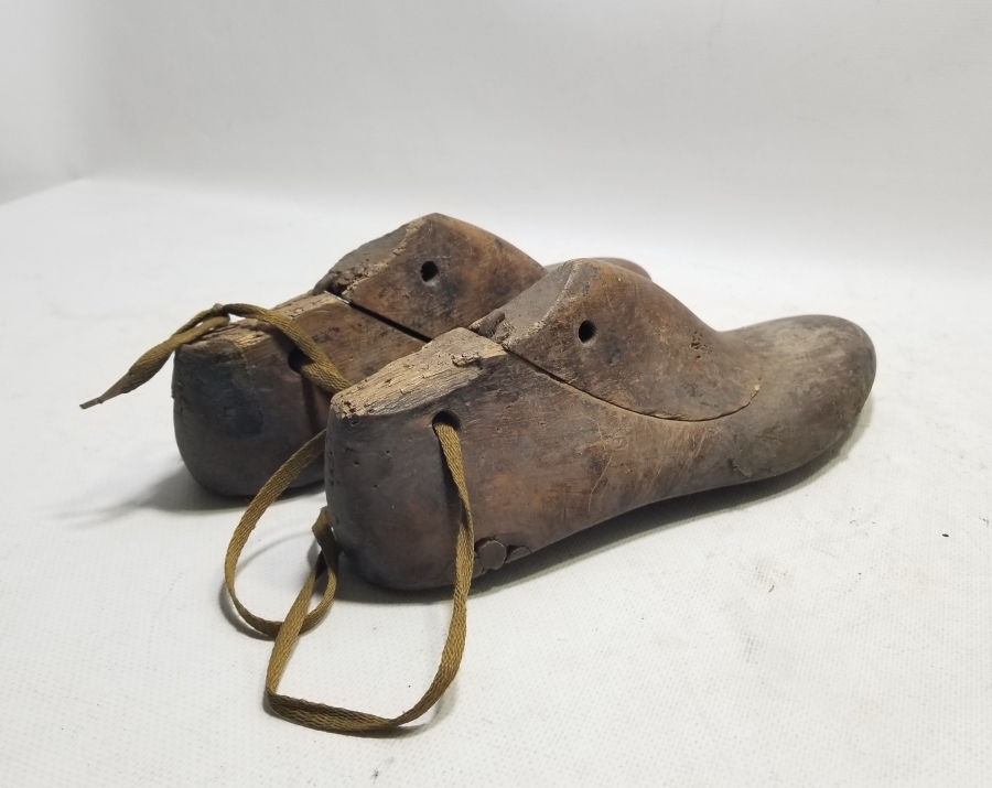 OSMANLI DÖNEMİ EL YAPIMI AHŞAP AYAKKABICI KALIBI