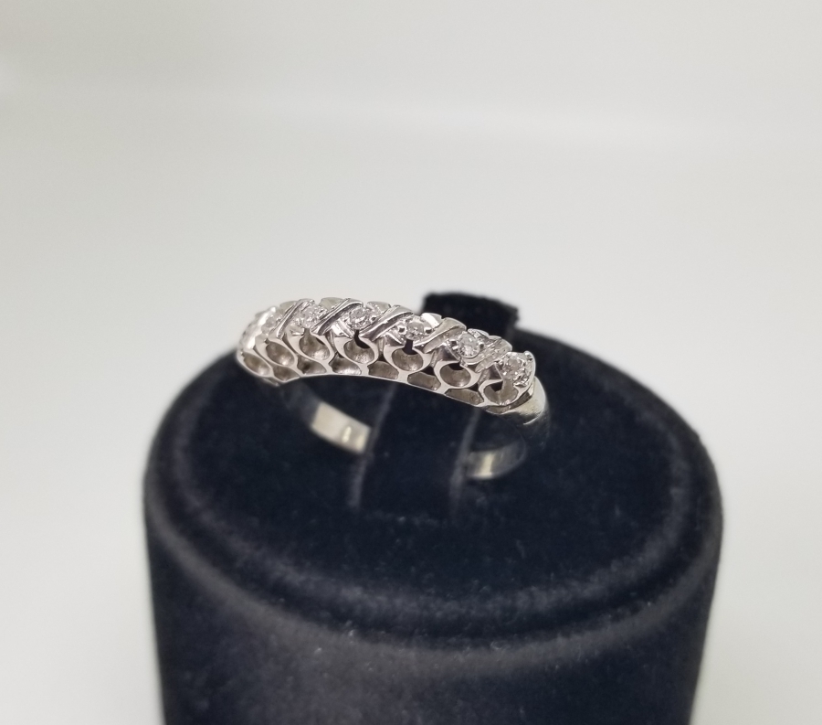 ÖZEL YAPIM YEDİTAŞ MODEL PIRLANTA YÜZÜK