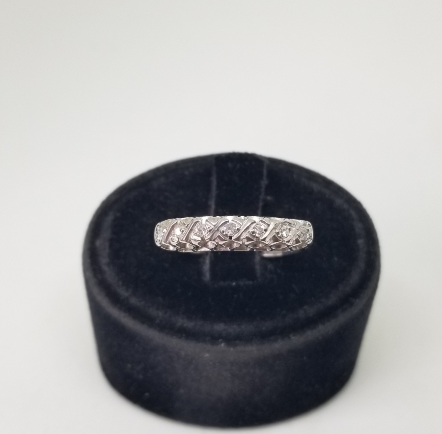 ÖZEL YAPIM YEDİTAŞ MODEL PIRLANTA YÜZÜK