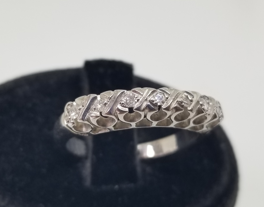 ÖZEL YAPIM YEDİTAŞ MODEL PIRLANTA YÜZÜK