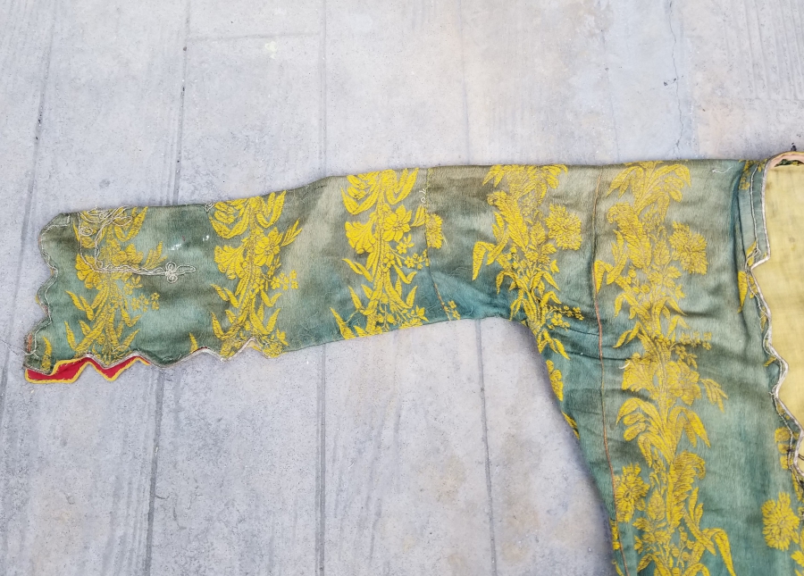 OSMANLI DÖNEMİ İPEK ELMASİYE HEREKE DOKUMASI GELİN ÜÇETEĞİ