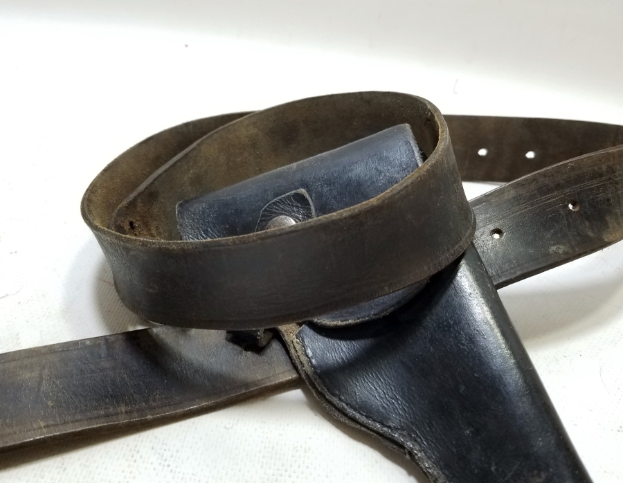 ÜZERİ OSMANLICA YAZILI ÇOK NADİR OSMANLI SUBAY TABANCA KILIFI VE KEMERİ