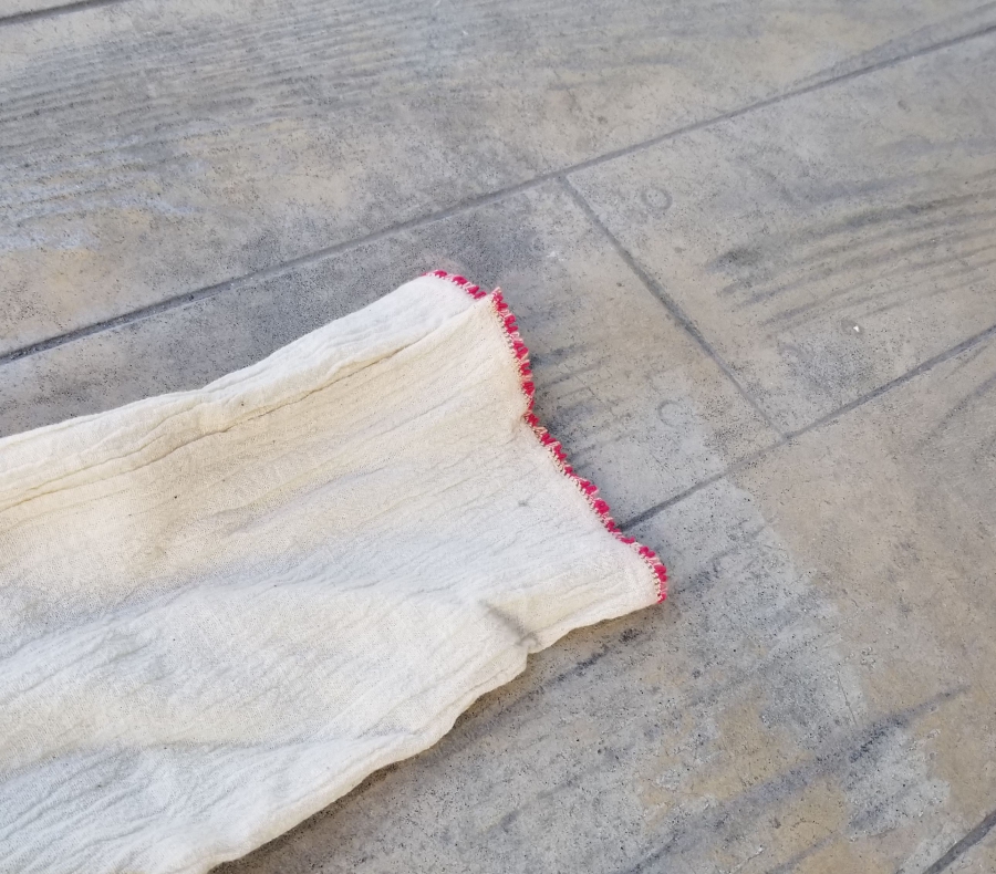 YAKASI VE KOLLARI İĞNE OYA İŞÇİLİKLİ OSMANLI DÖNEMİ İPEKLİ İÇLİK