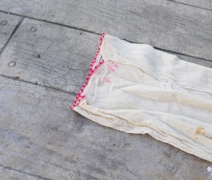 YAKASI VE KOLLARI İĞNE OYA İŞÇİLİKLİ OSMANLI DÖNEMİ İPEKLİ İÇLİK