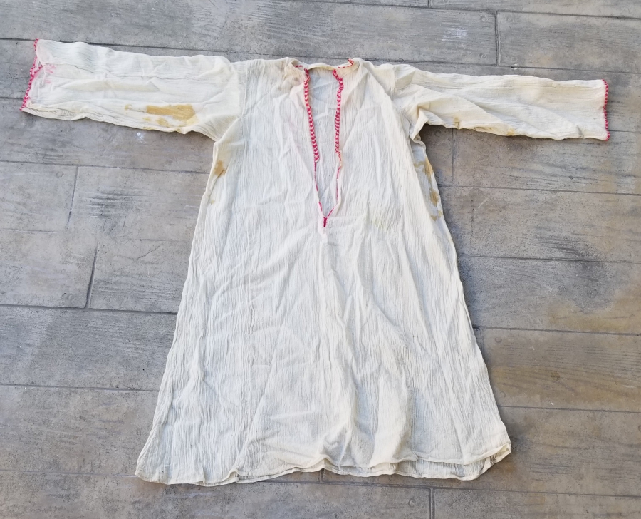 YAKASI VE KOLLARI İĞNE OYA İŞÇİLİKLİ OSMANLI DÖNEMİ İPEKLİ İÇLİK