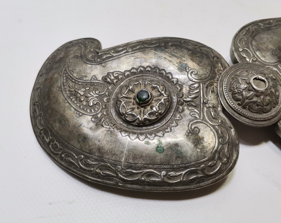 ÜZERİ KABARTMA İŞÇİLİKLİ OSMANLI DÖNEMİ GÜMÜŞ GELİN KEMERİ