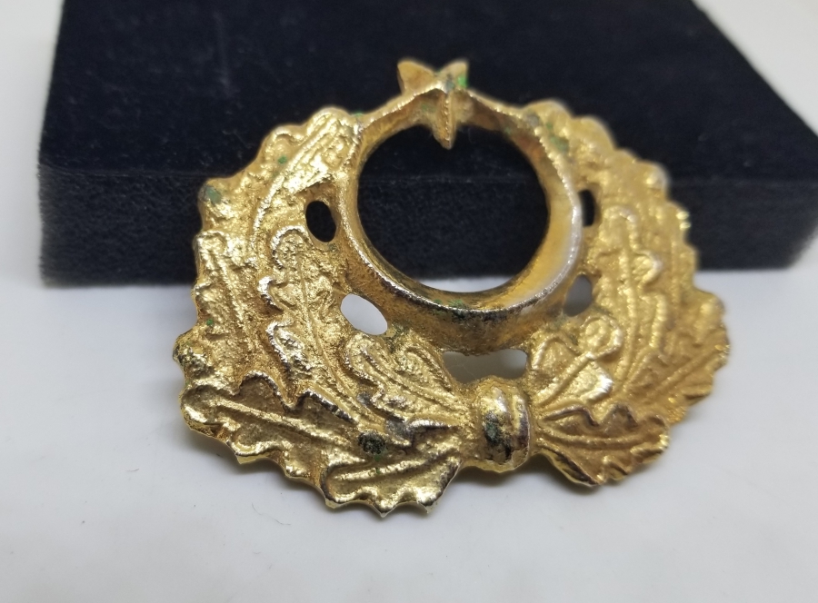 CUMHURİYET BAŞLARI ANTİKA SUBAY ŞAPKA KOKARTI