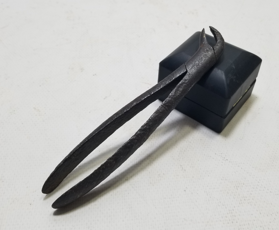 ÜZERİ AY YILDIZ FİGÜRLÜ OSMANLI DÖNEMİ ÇOK NADİR DİŞÇİ PENSİ