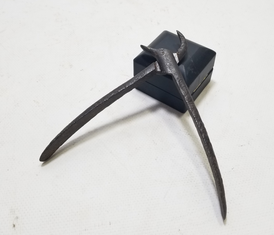 ÜZERİ AY YILDIZ FİGÜRLÜ OSMANLI DÖNEMİ ÇOK NADİR DİŞÇİ PENSİ