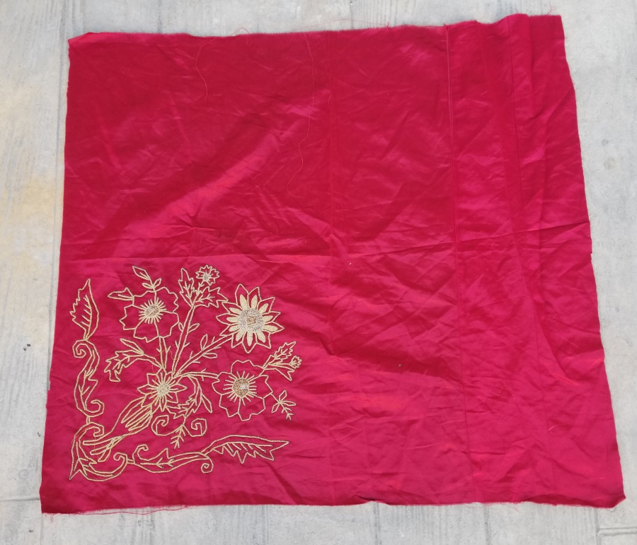 GÜMÜŞ SIRMA İŞÇİLİKLİ ANTİKA GELİN BOHÇASI