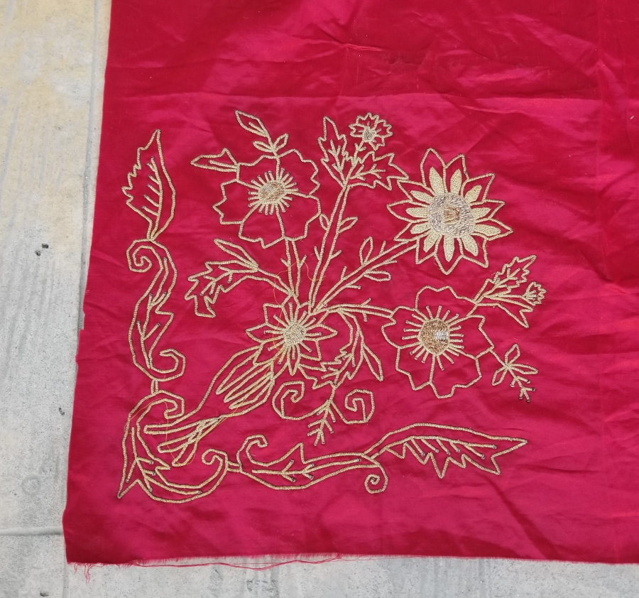 GÜMÜŞ SIRMA İŞÇİLİKLİ ANTİKA GELİN BOHÇASI