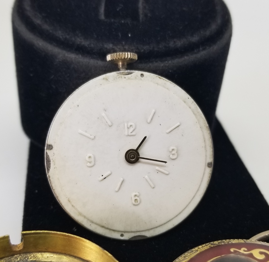 KALP FORMLU ALTIN KAPLAMA ANTİKA KOLYE SAAT