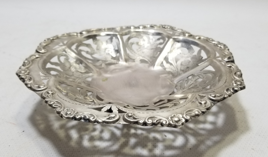 TESTERE VE KALEM İŞÇİLİKLİ ANTİKA GÜMÜŞ JARDİNYER - MEYVELİK