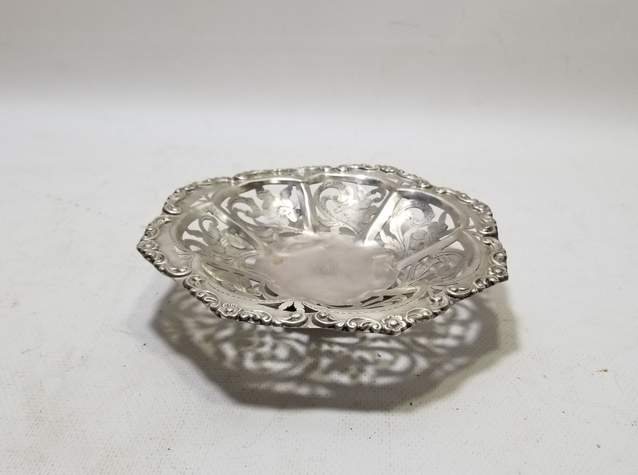 TESTERE VE KALEM İŞÇİLİKLİ ANTİKA GÜMÜŞ JARDİNYER - MEYVELİK