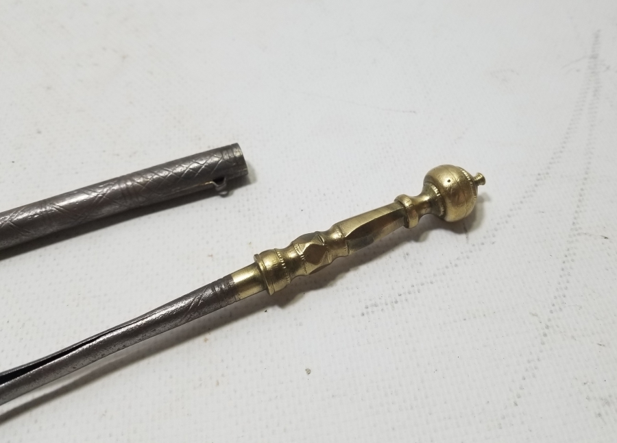 OSMANLI DÖNEMİ UCU LALE FORMLU NADİR MEVLEVİ SARIK MAŞASI - PAZARCI MAŞASI