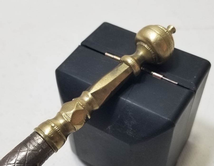 OSMANLI DÖNEMİ UCU LALE FORMLU NADİR MEVLEVİ SARIK MAŞASI - PAZARCI MAŞASI