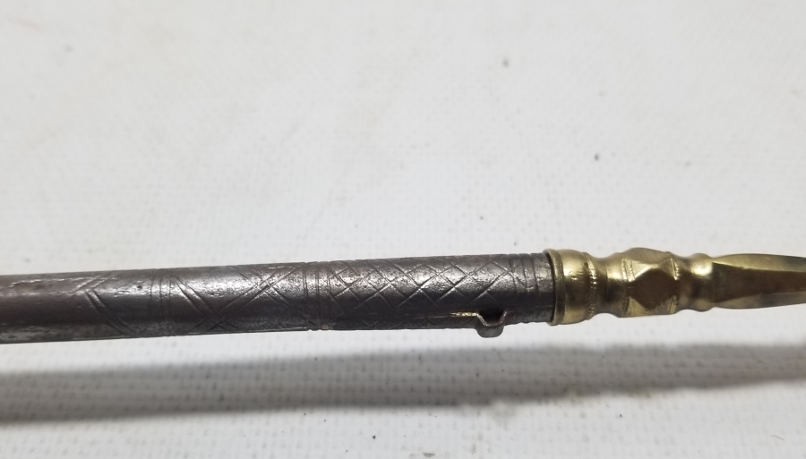 OSMANLI DÖNEMİ UCU LALE FORMLU NADİR MEVLEVİ SARIK MAŞASI - PAZARCI MAŞASI