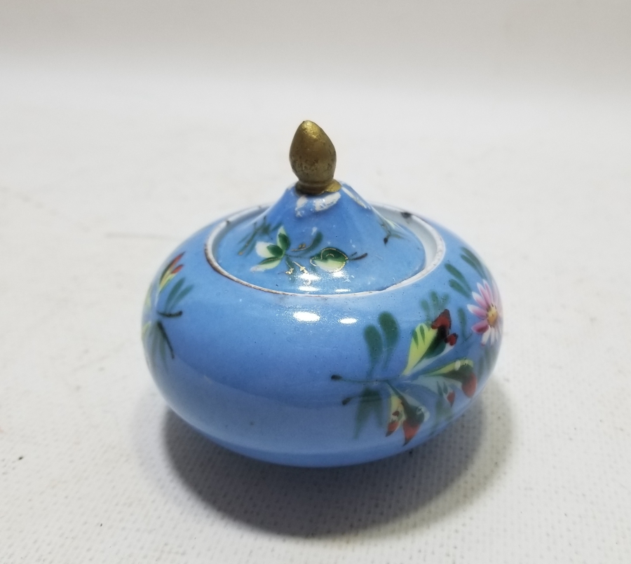 ÜZERİ EL BOYAMA İŞÇİLİKLİ OSMANLI DÖNEMİ PORSELEN HATTAT MÜREKKEPLİĞİ