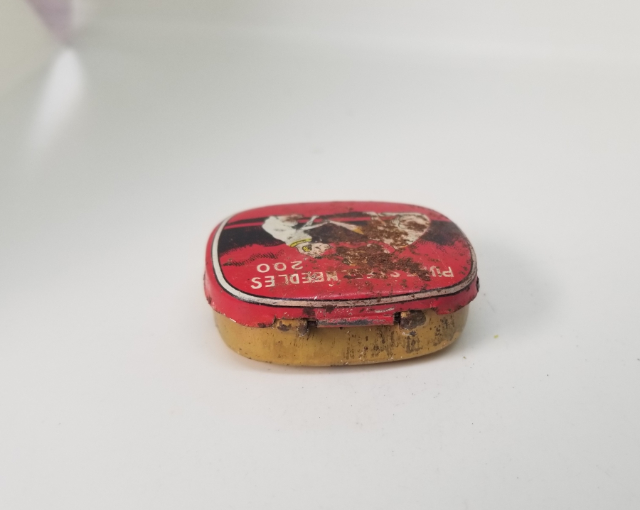 ORİJİNAL KUTUSUNDA ANTİKA GRAMAFON İĞNELERİ LOTU