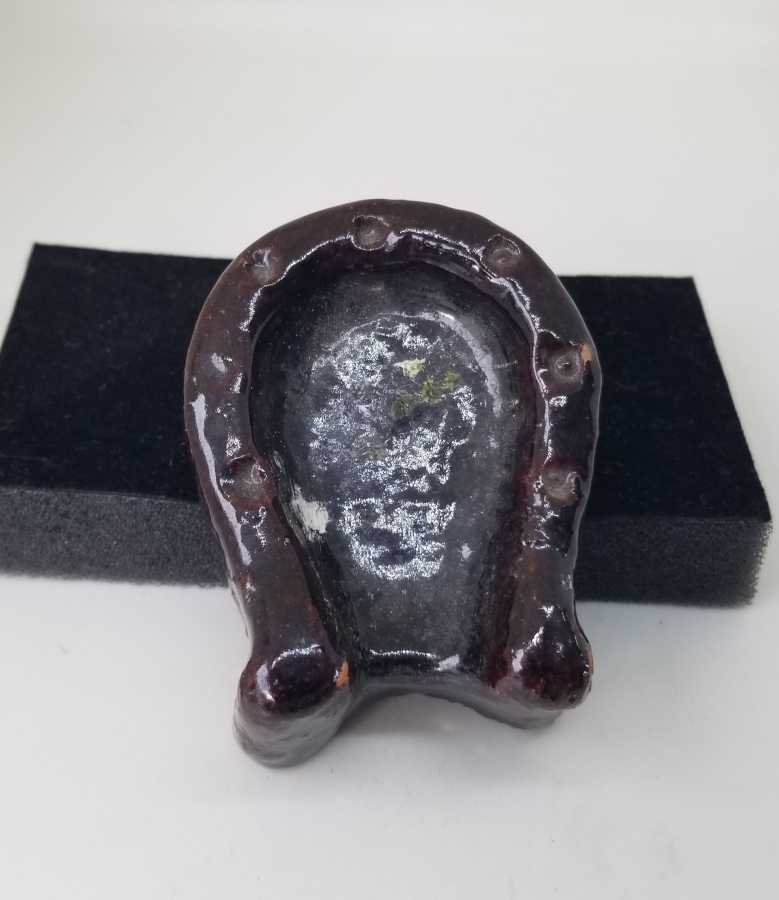 AT NALI FORMUNDA YAPILMIŞ ANTİKA KÜTAHYA KÜLLÜK