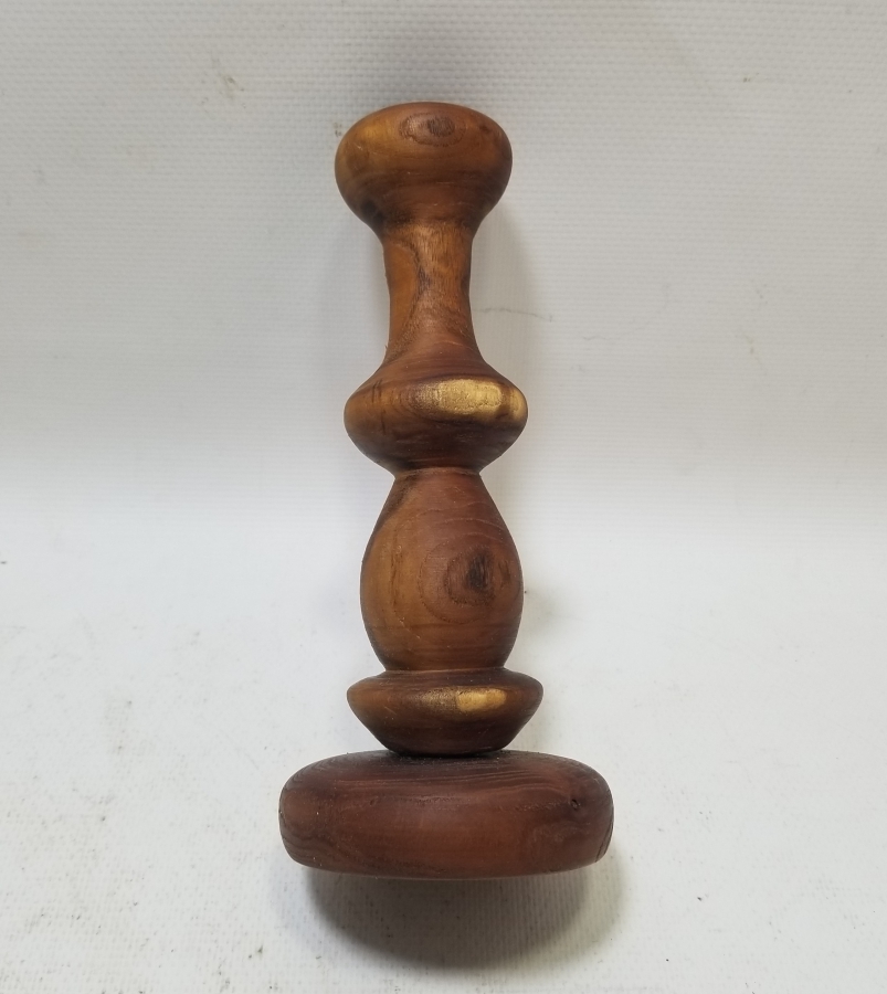 EL OYMA İŞÇİLİKLİ ANTİKA AHŞAP MUMLUK