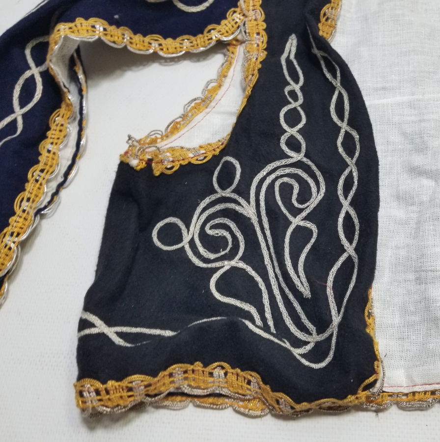 ÜZERİ GÜMÜŞ SIRMA İŞÇİLİKLİ KARTAL KANADI