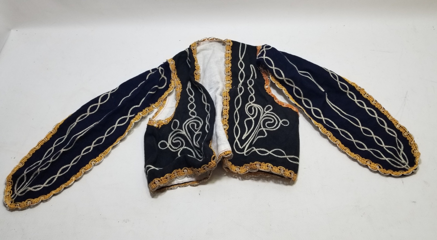 ÜZERİ GÜMÜŞ SIRMA İŞÇİLİKLİ KARTAL KANADI