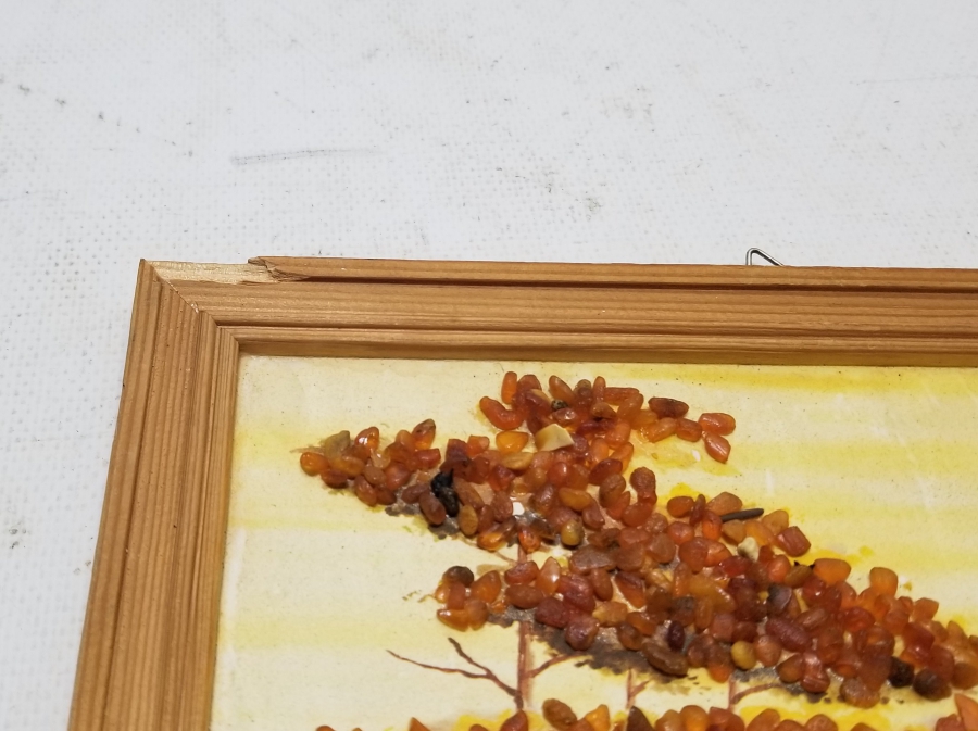 DAMLA KEHRİBARLARLA SÜSLÜ ANTİKA TABLO