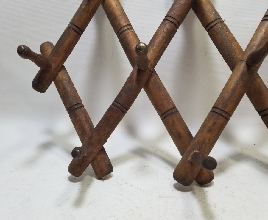 OSMANLI DÖNEMİ EL YAPIMI AHŞAP KÖRÜKLÜ KIYAFET ASKISI