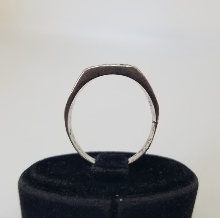 KABARTMA İŞÇİLİKLİ GÜMÜŞ YÜZÜK