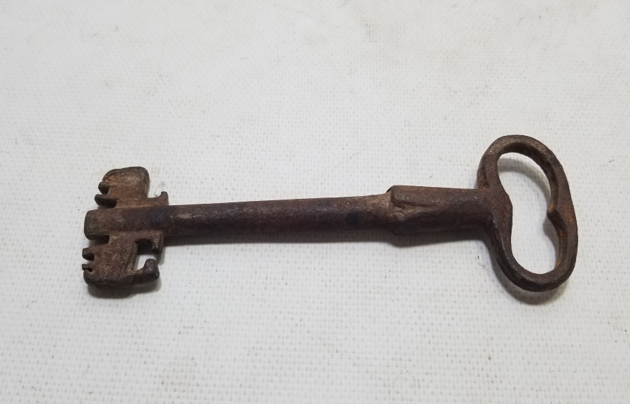 NADİR FORMDA OSMANLI DÖNEMİ ANAHTAR