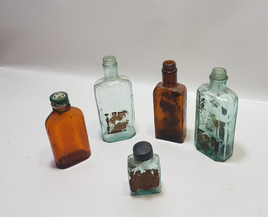 ECZACILIK TARİHİ - ANTİKA CAM İLAÇ ŞİŞESİ LOTU
