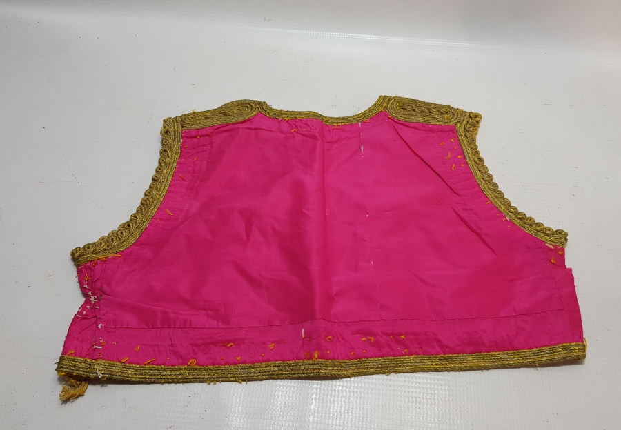 İPEK VE GÜMÜŞ SIRMA İŞÇİLİKLİ OSMANLI DÖNEMİ NADİR RUMELİ KIZ CEPKENİ