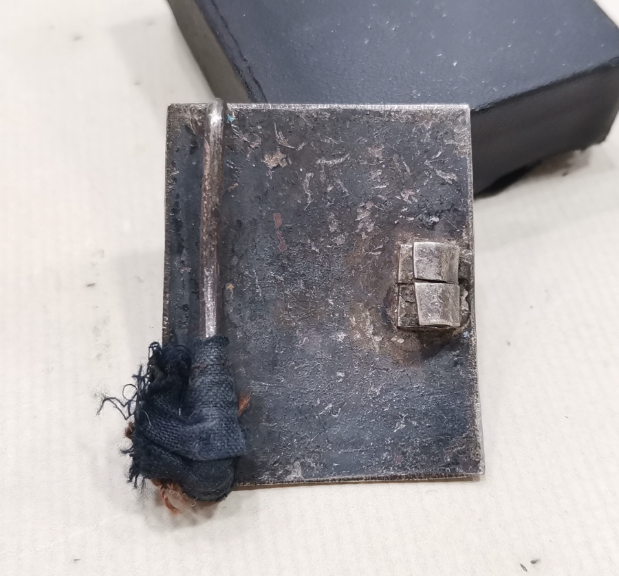 OSMANLI DÖNEMİ MİNELİ GÜMÜŞ KEMER TOKASI PARÇASI