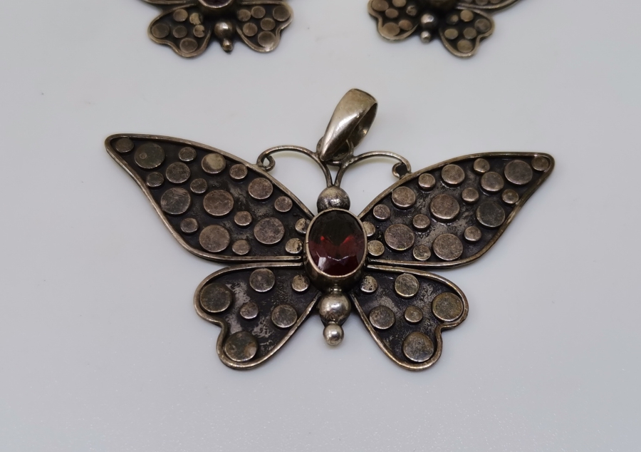 KELEBEK FORMLU ÖZEL YAPIM GÜMÜŞ KOLYE KÜPE YAPIMI