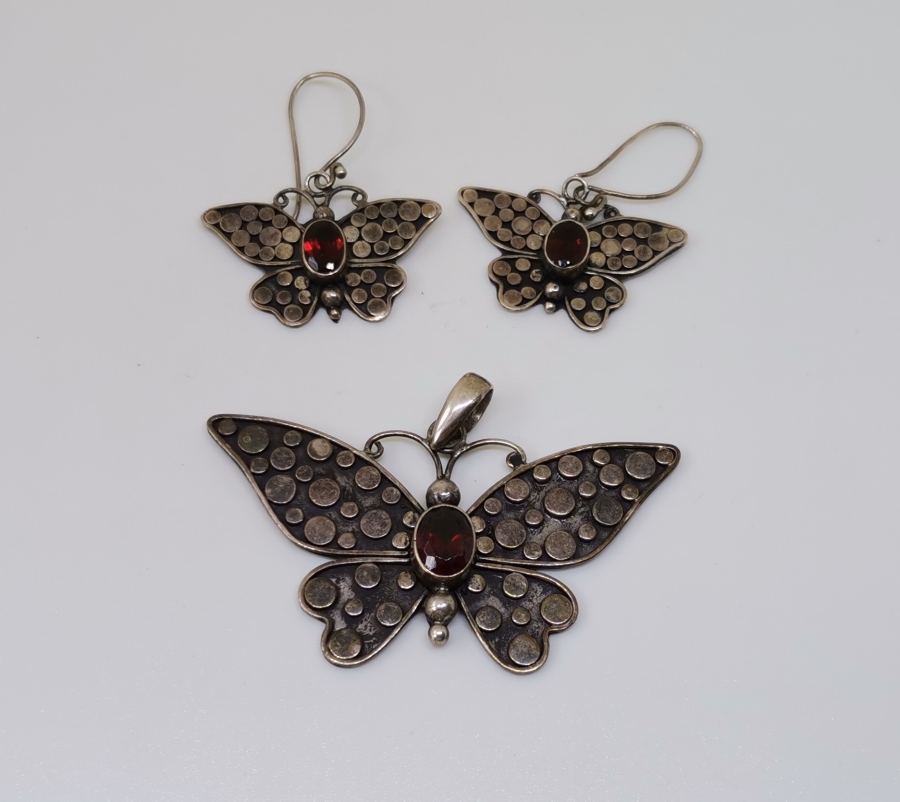 KELEBEK FORMLU ÖZEL YAPIM GÜMÜŞ KOLYE KÜPE YAPIMI