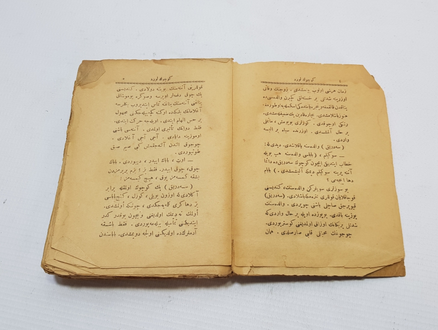 OSMANLI DÖNEMİ KÜÇÜK LORD İSİMLİ BASKI ROMAN