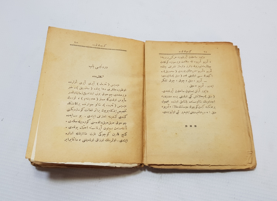 OSMANLI DÖNEMİ KÜÇÜK LORD İSİMLİ BASKI ROMAN