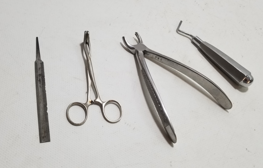 ANTİKA DİŞÇİ ALETLERİ LOTU