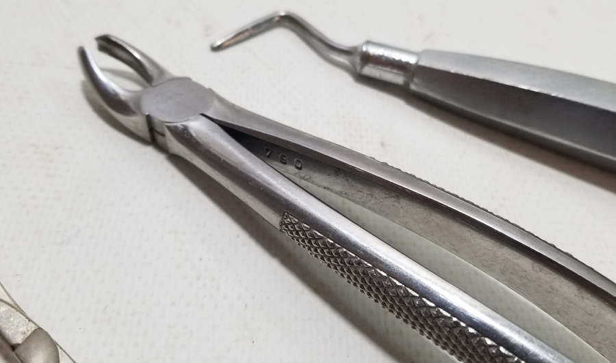 ANTİKA DİŞÇİ ALETLERİ LOTU