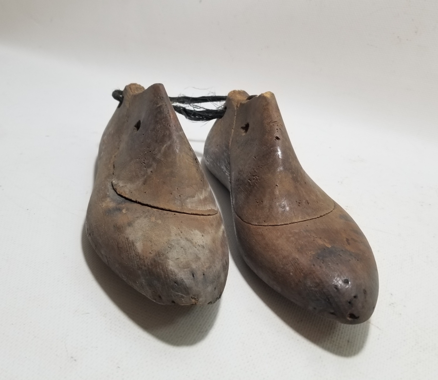 OSMANLI DÖNEMİ EL YAPIMI AHŞAP AYAKKABICI KALIBI